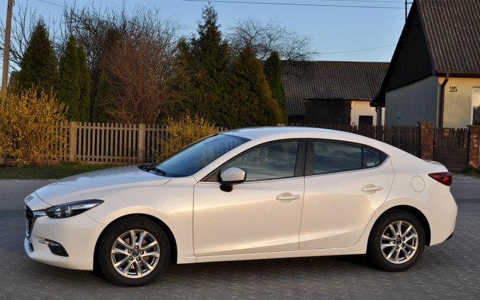 Mazda 3 cena 68800 przebieg: 90000, rok produkcji 2018 z Tarnobrzeg małe 781
